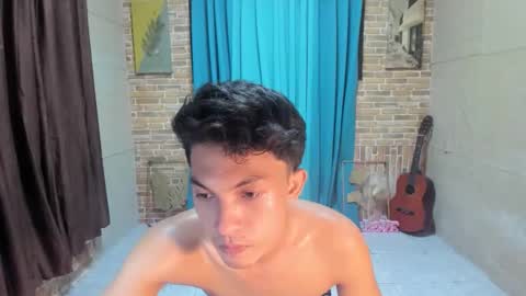 urhotasian_johnfikexx online show from 06-07-26, 10:41