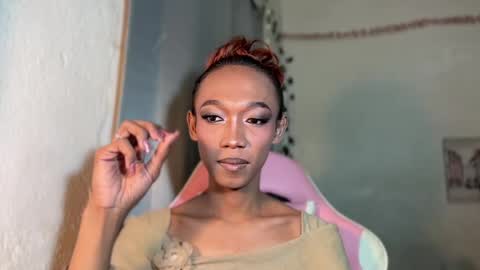 Snapshot of urhotfemboi_jayjay chatting on 06-21-26, 01:13 itsjayjay online show from 06-21-26, 01:13