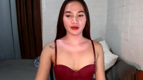 Snapshot of urhottylicious_cum chatting on 01-19-25, 08:18 urhottylicious_cum online show from 01-19-25, 08:18