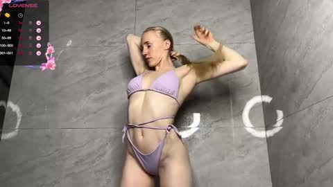 ElizabethLizy online show from 11-06-25, 06:09