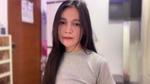 Amira online show from 03-02-26, 06:58