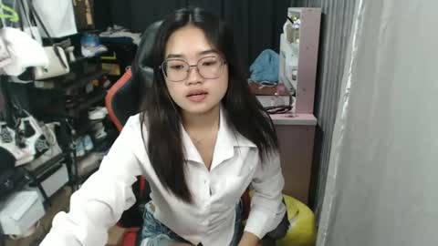 Snapshot of urlovelychinita chatting on 10-04-25, 11:58 urlovelychinita online show from 10-04-25, 11:58