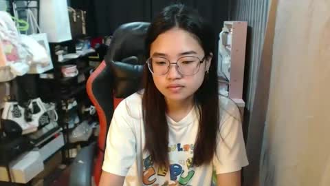 Snapshot of urlovelychinita chatting on 10-10-25, 07:46 urlovelychinita online show from 10-10-25, 07:46