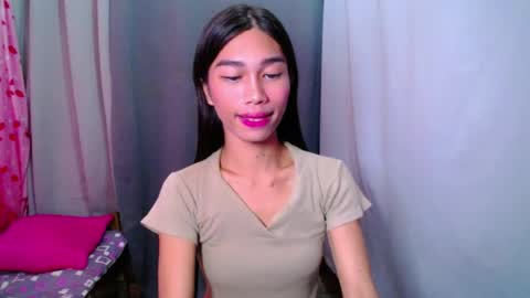 Snapshot of urloverjasmine_xx chatting on 07-22-26, 12:35 urloverjasmine_xx online show from 07-22-26, 12:35
