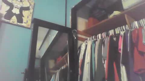 urls2025 online show from 10-03-25, 01:02