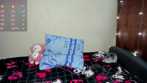 Snapshot of urmelodyy chatting on 04-27-26, 09:13 Melody online show from 04-27-26, 09:13