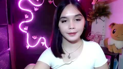 Pia online show from 11-07-25, 05:57