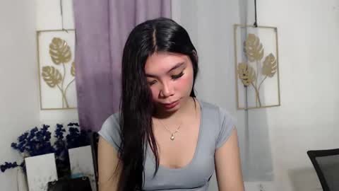 urpinay_sandra69 online show from 04-15-26, 11:06
