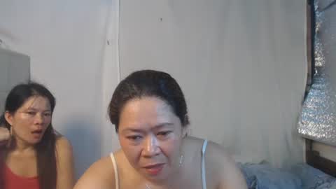 urpinay_singlemother online show from 06-12-26, 10:03
