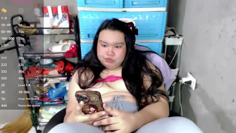 Snapshot of urpinayslutxxx chatting on 01-15-25, 09:41 Jane online show from 01-15-25, 09:41