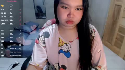 Snapshot of urpinayslutxxx chatting on 09-20-25, 03:57 Jane online show from 09-20-25, 03:57