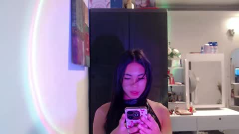 urpretty_mistake online show from 04-23-26, 03:58