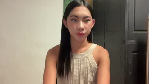 Snapshot of urpretty_mistake chatting on 06-22-26, 12:46 urpretty_mistake online show from 06-22-26, 12:46