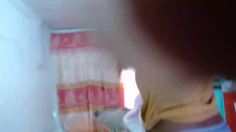 Snapshot of ursain_lyn chatting on 03-09-26, 12:36 Lyn online show from 03-09-26, 12:36