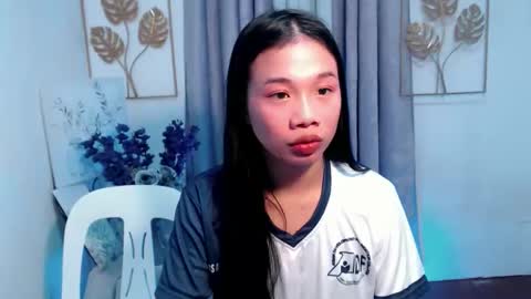 JUST CALL ME LLANA online show from 11-13-25, 06:01