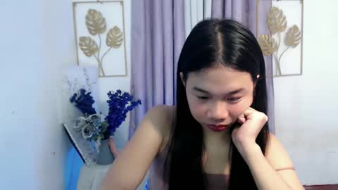 JUST CALL ME LLANA online show from 12-22-25, 10:56