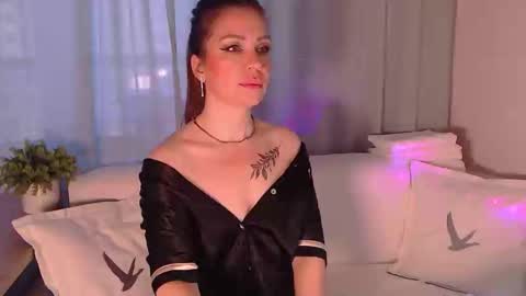 Silvia online show from 05-06-26, 05:25