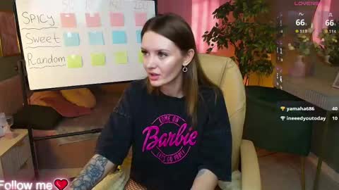 Snapshot of ursula_andresss chatting on 04-22-26, 01:08 Eva online show from 04-22-26, 01:08