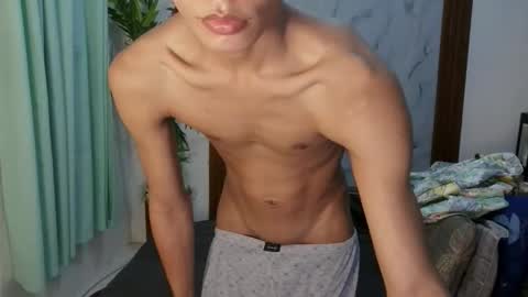 Snapshot of urtwink_jm chatting on 04-21-26, 04:19 mark online show from 04-21-26, 04:19