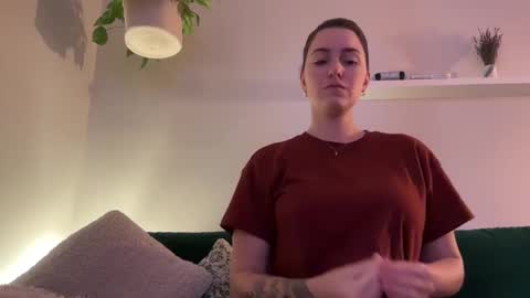 Dream online show from 09-10-25, 02:44