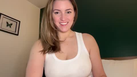 Dream online show from 10-22-25, 05:13