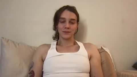 Snapshot of usedbooty chatting on 01-25-25, 12:27 Bianca Winter online show from 01-25-25, 12:27