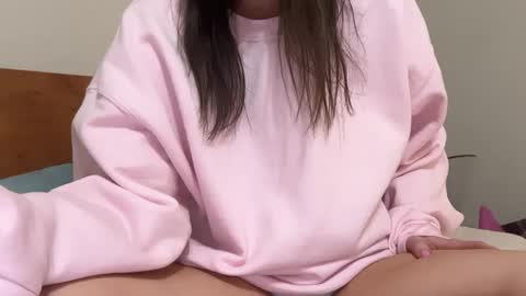 Lily online show from 11-28-25, 04:48