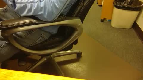 useemie online show from 04-08-26, 06:19