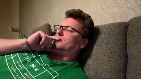 Snapshot of usernamehey chatting on 10-26-25, 10:36 HeyMic online show from 10-26-25, 10:36