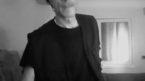 Snapshot of uthonn chatting on 03-08-26, 04:00 uthonn online show from 03-08-26, 04:00