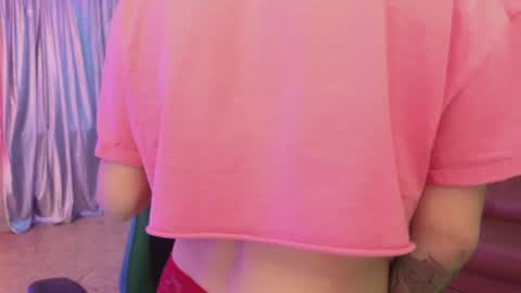 Snapshot of uvrays999 chatting on 12-09-24, 12:23 Leila online show from 12-09-24, 12:23