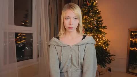 Chloe online show from 02-17-26, 01:51