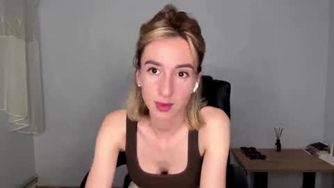 Roxy online show from 05-19-26, 08:15
