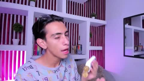 UYUKIE online show from 11-04-25, 12:04