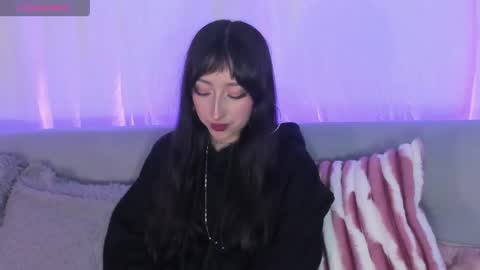 v1cky_ online show from 06-07-26, 10:24