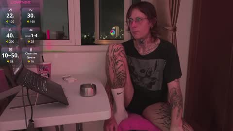 v1ctorwayne online show from 05-02-26, 02:11
