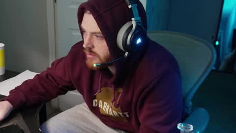 v_for_veng online show from 11-19-25, 04:23