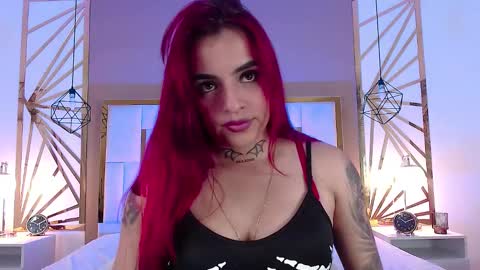 Snapshot of vaaleriee_miller_ chatting on 12-04-24, 05:11 valeriee miller online show from 12-04-24, 05:11