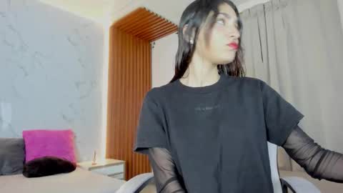 vaelith online show from 02-06-26, 04:06