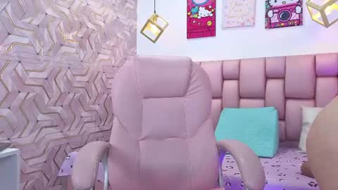 Snapshot of vagaro_ chatting on 06-10-26, 08:52 Vagaro online show from 06-10-26, 08:52