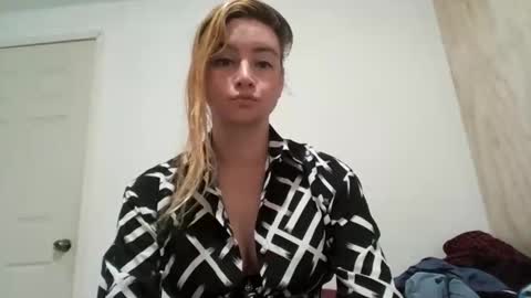 vagimosa online show from 10-15-25, 09:20