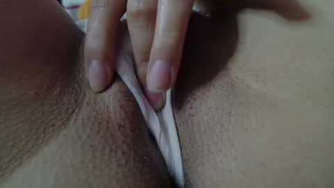 Snapshot of vainilla_cam chatting on 07-07-26, 06:47 Vainilla online show from 07-07-26, 06:47