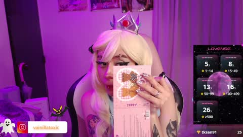 Vainilla Independent model online show from 01-21-25, 11:45