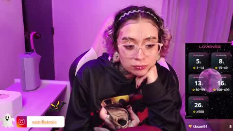 Vainilla Independent model online show from 02-23-25, 01:13