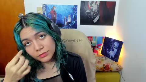 Vaiolet1314 online show from 11-17-25, 02:39