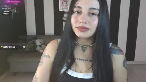 first of all... who are u online show from 02-09-25, 08:33