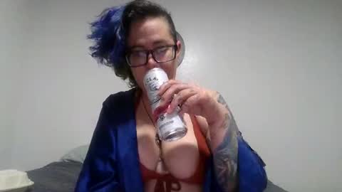 Snapshot of valarieak chatting on 09-23-25, 01:30 valarieak online show from 09-23-25, 01:30