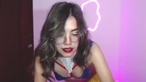 Snapshot of valcooky chatting on 05-18-26, 03:57 Hi I am Valcooky online show from 05-18-26, 03:57
