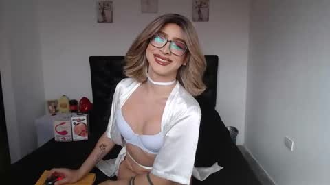 valen_foxxx online show from 05-03-26, 01:50