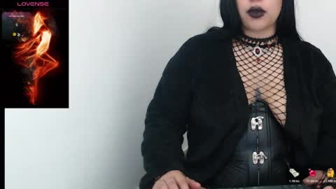 Snapshot of valen_ross7 chatting on 07-25-26, 07:06 valen_ross7 online show from 07-25-26, 07:06